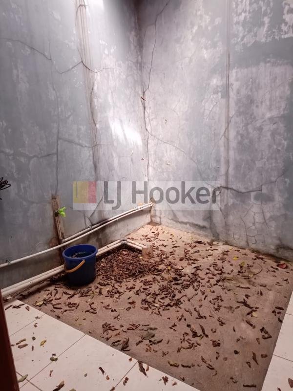 Dijual Murah Rumah di Cilodong, Depok - 5