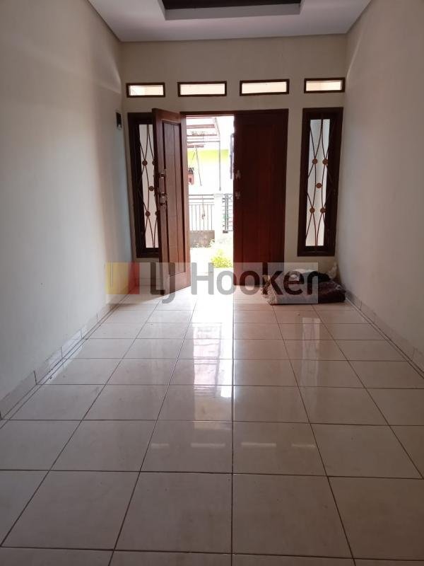 Dijual Murah Rumah di Cilodong, Depok - 2