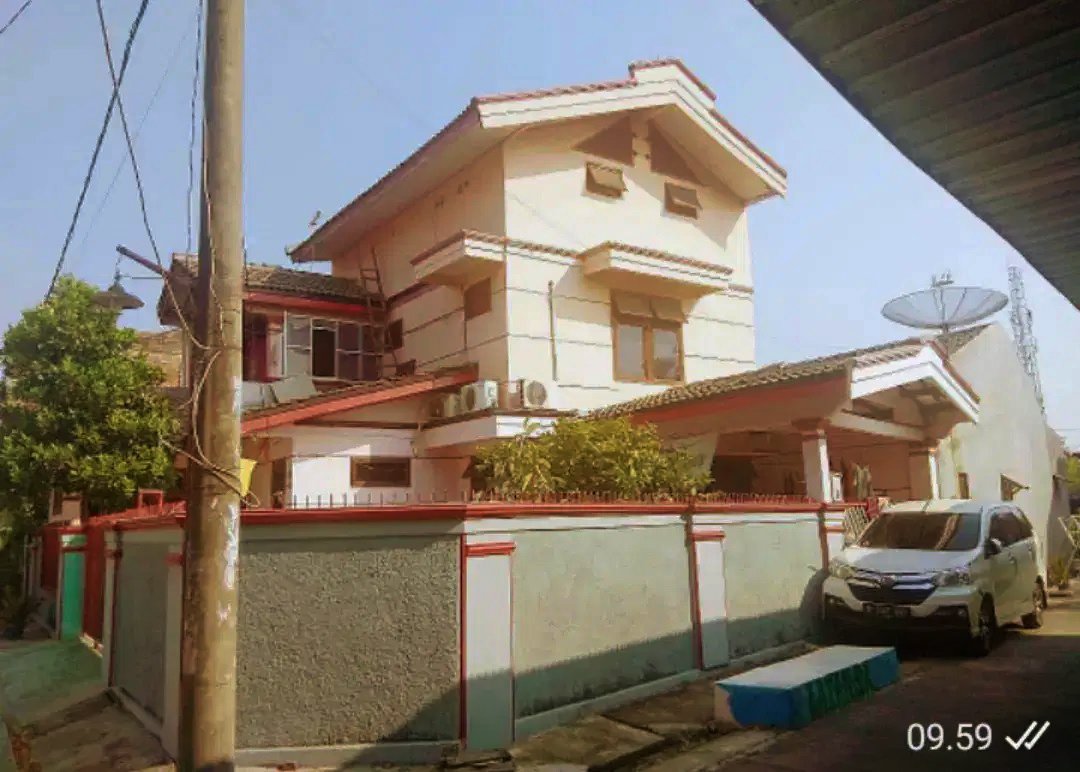 Rumah Dijual Dekat Summarecon Mall Bekasi, Mall MM Bekasi, Stasiun Bekasi, RS Anna Medika Bekasi, RS Tiara Bekasi - 1