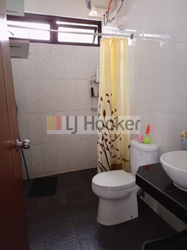 Disewakan Rumah 2 lantai ,cantik, asri, nyaman, aman dalam Town House di Ciganjur JakartaSelatan - 5
