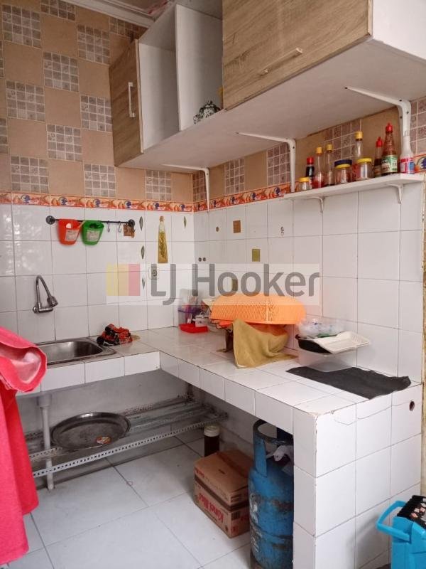 Disewakan Rumah 2 lantai ,cantik, asri, nyaman, aman dalam Town House di Ciganjur JakartaSelatan - 10