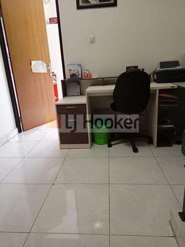Disewakan Rumah 2 lantai ,cantik, asri, nyaman, aman dalam Town House di Ciganjur JakartaSelatan - 8
