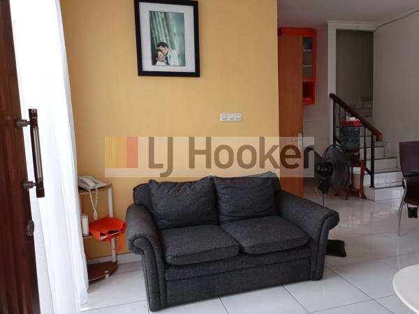 Disewakan Rumah 2 lantai ,cantik, asri, nyaman, aman dalam Town House di Ciganjur JakartaSelatan - 17