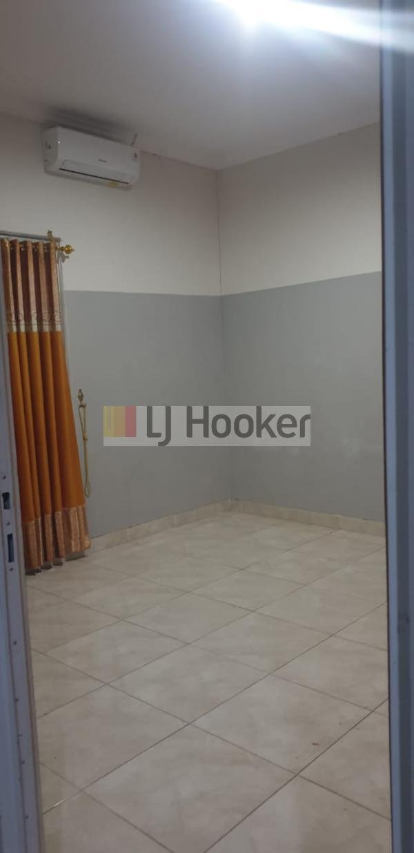 Dijual Rumah 2 Lantai Di Villa Rizky, Sawangan - 4