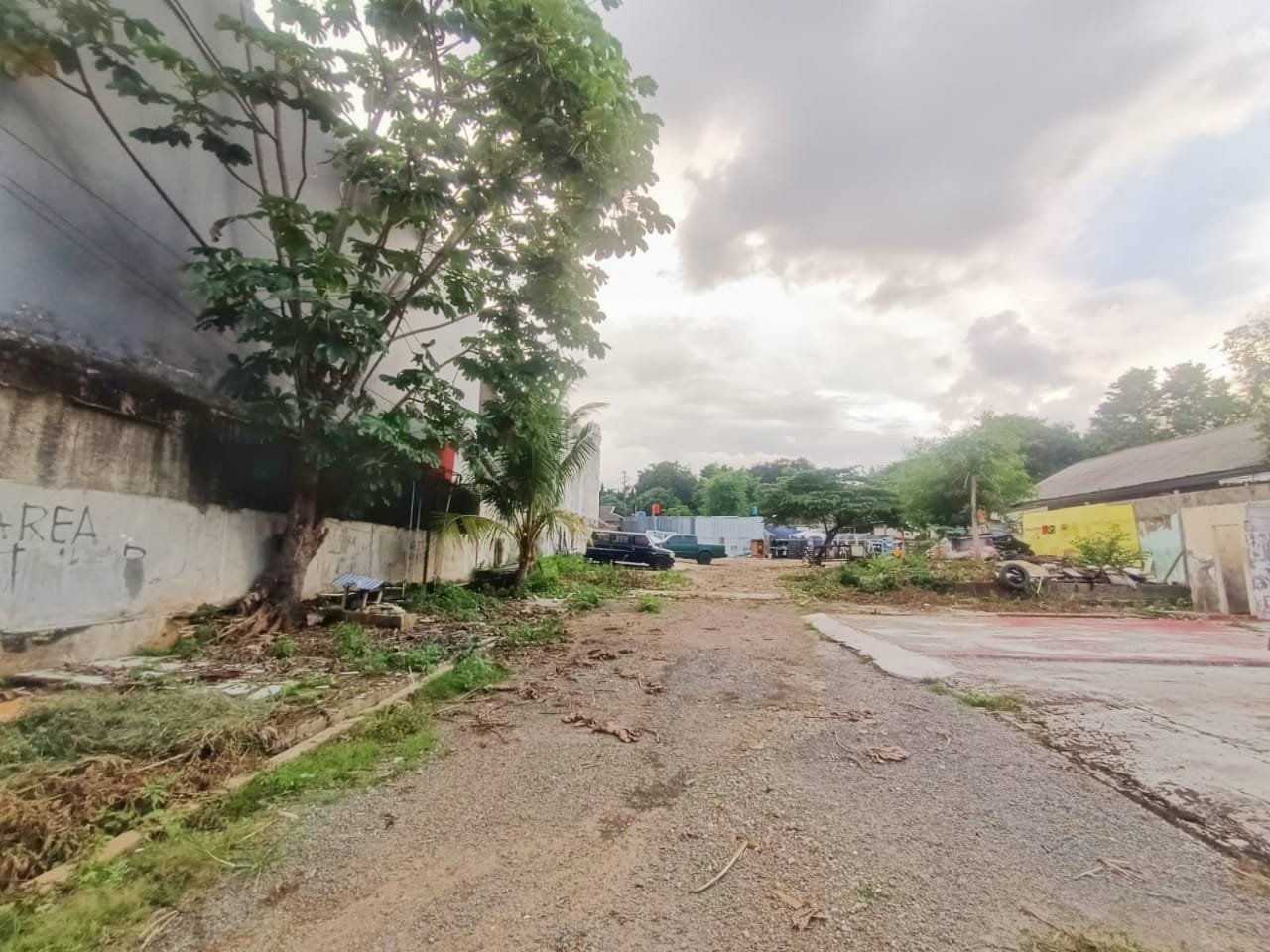 Rumah Kualitas Bagus Dan Mewah Di Pejaten Jakarta Selatan - 11