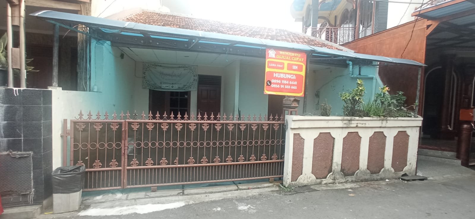 DIJUAL CEPAT RUMAH 2 LANTAI UKURAN 7x16+ DI JAKARTA BARAT 5 KT dan 2 KM  - 3