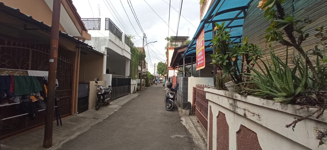 DIJUAL CEPAT RUMAH 2 LANTAI UKURAN 7x16+ DI JAKARTA BARAT 5 KT dan 2 KM  - 5