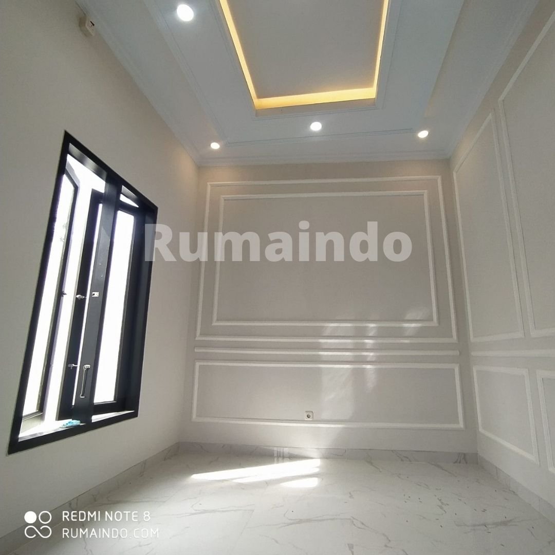 Dijual Murah Rumah Classic Modern Di Kahfi 2 Jagakarsa Jakarta Selatan - 8
