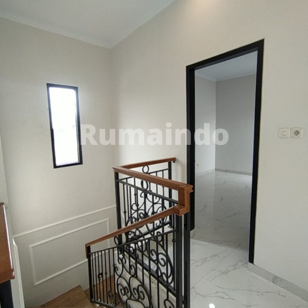Dijual Murah Rumah Classic Modern Di Kahfi 2 Jagakarsa Jakarta Selatan - 7