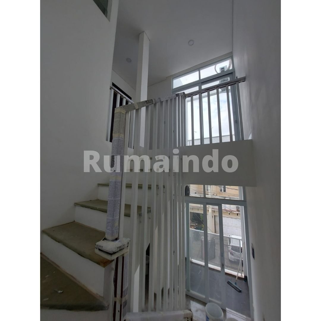 Dijual Rumah Minimalis Cluster Perdana House 99 Pesanggrahan Jakarta Selatan - 5