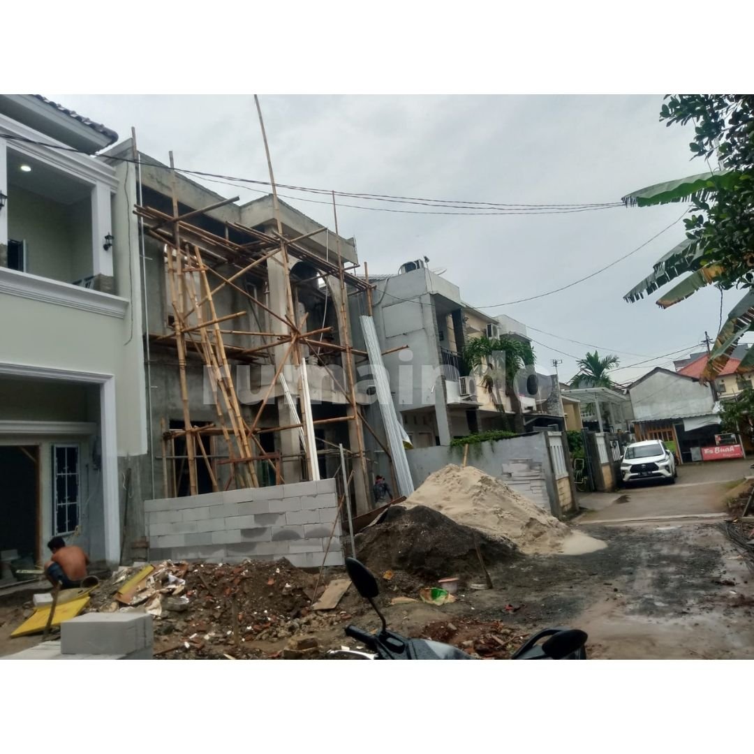 Dijual Murah Rumah Mewah Ada Rooftop di Kebagusan Jakarta Selatan - 2