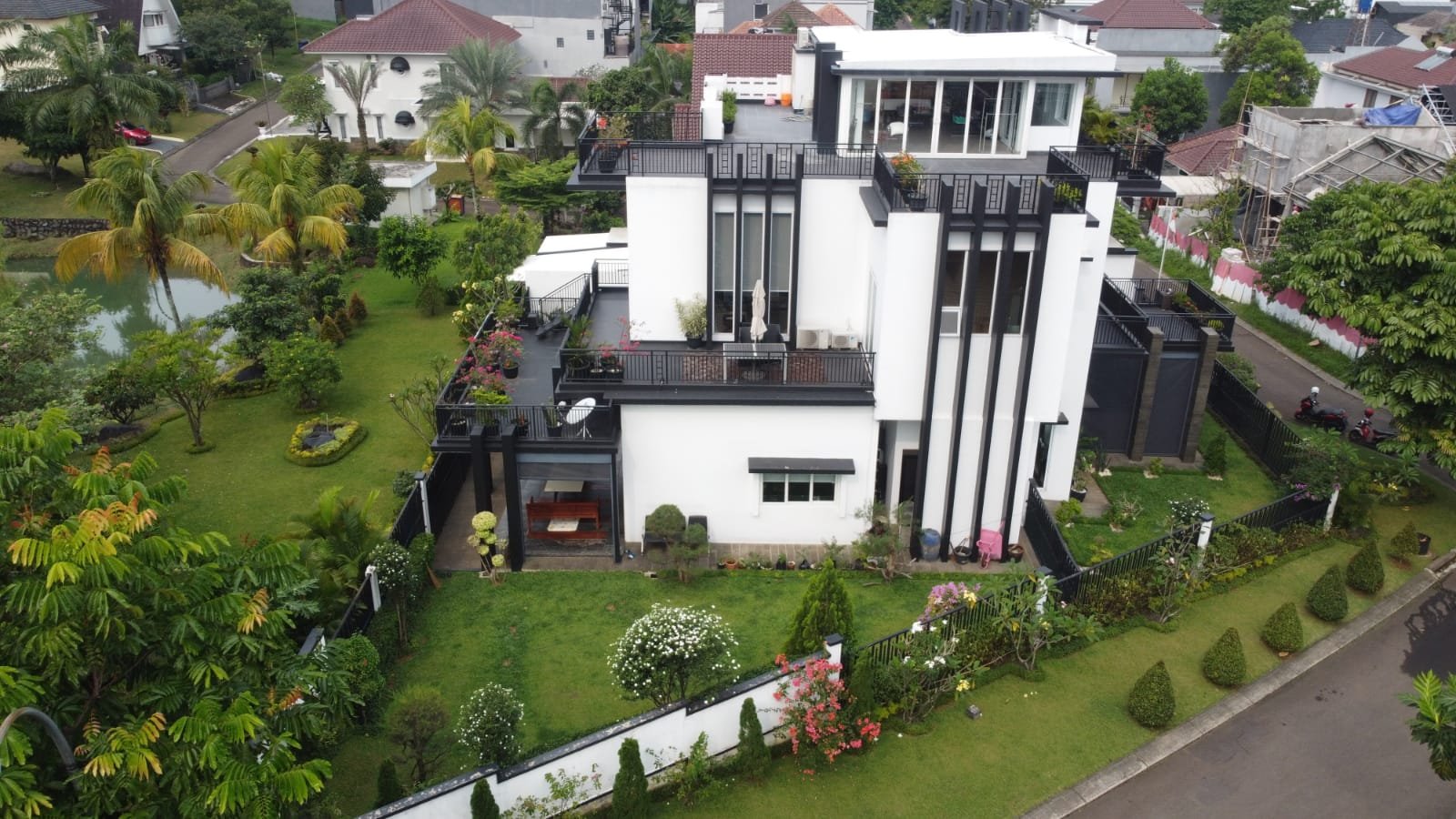 Dijual Rumah Kualitas Premium Cluster Parahyangan Golf - 13