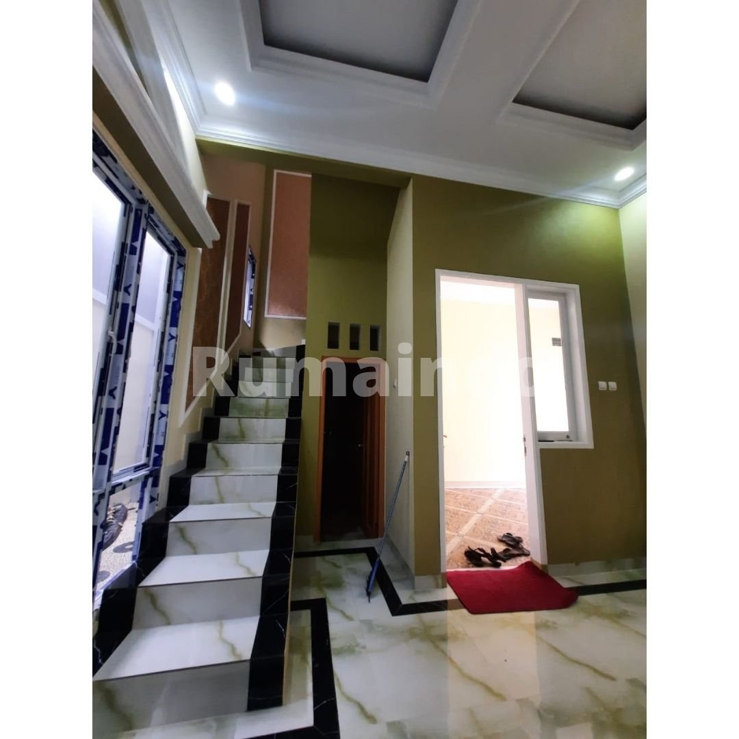 Dijual Rumah Mewah Design Eropa Classic Modern di Jagakarsa Jakarta Selatan - 8