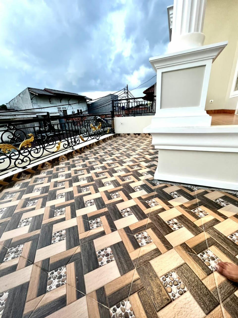 Dijual Rumah Mewah Dengan Kolam Renang di Kebagusan Jakarta Selatan - 3