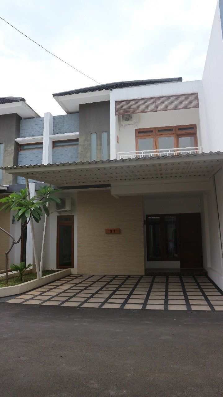 Rumah Keluarga Siap Huni Di TB Simatupang Jakarta Selatan - 3