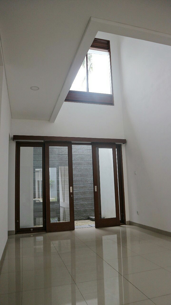 Rumah Keluarga Siap Huni Di TB Simatupang Jakarta Selatan - 6