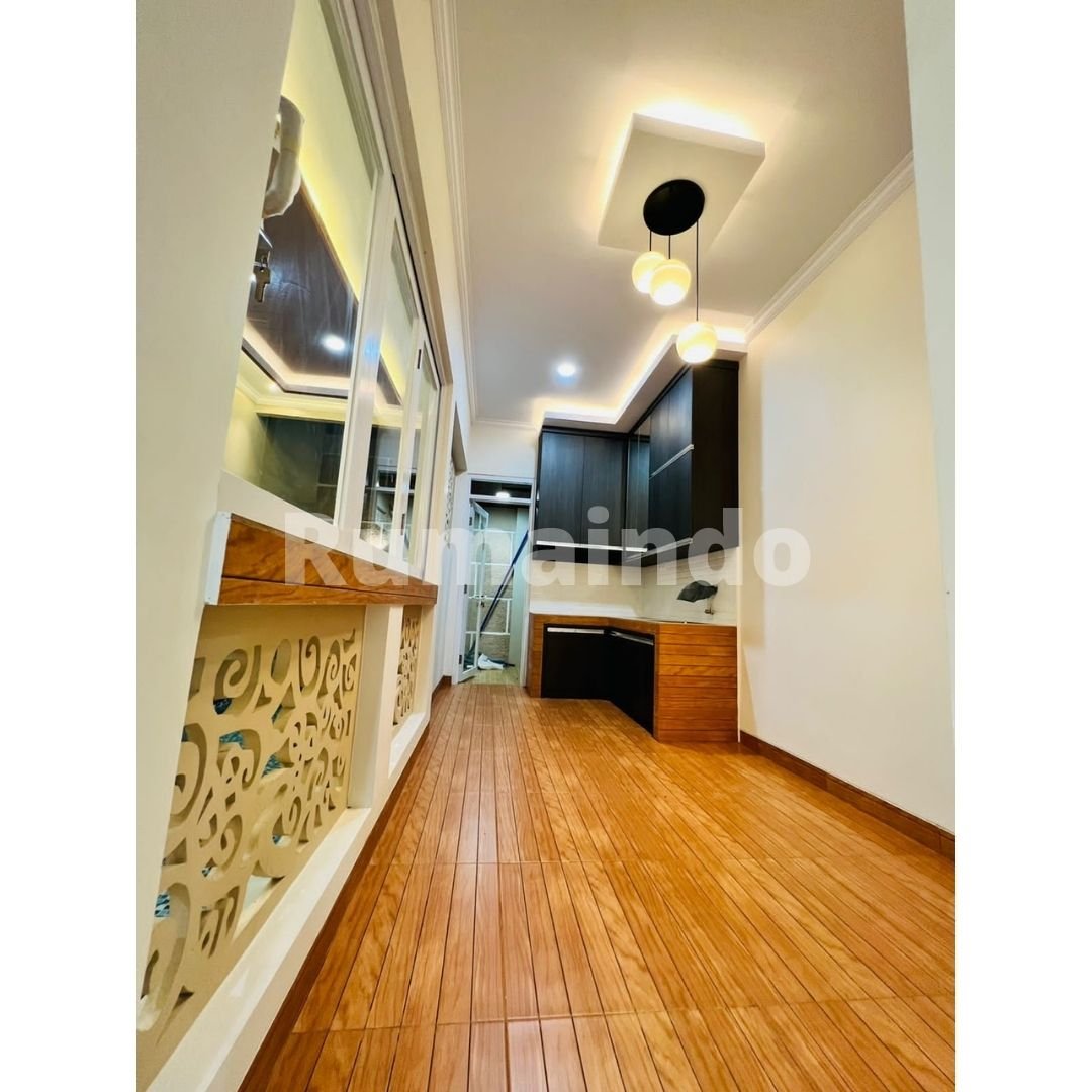 Dijual Rumah Mewah Dengan Kolam Renang di Kebagusan Jakarta Selatan - 3