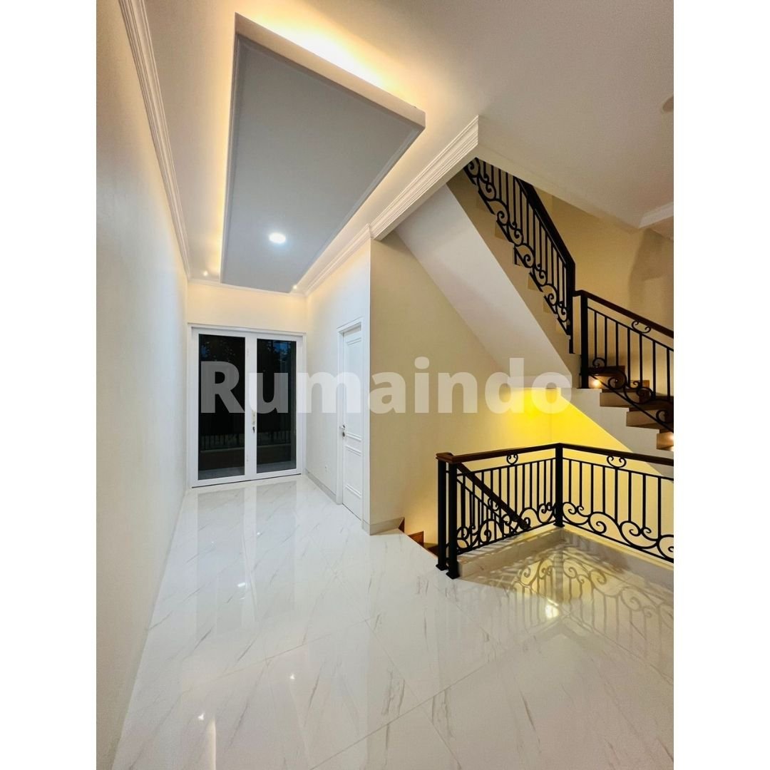 Dijual Rumah Mewah Dengan Kolam Renang di Kebagusan Jakarta Selatan - 5