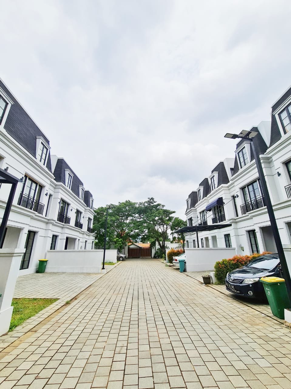 Rumah Baru Siap Huni Kawasan Elit Di Kemang Jakarta Selatan - 2