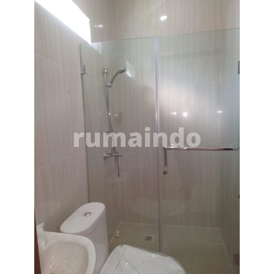 Dijual Rumah Ada Rooftop di Jln Tebet Timur Jakarta Selatan - 9