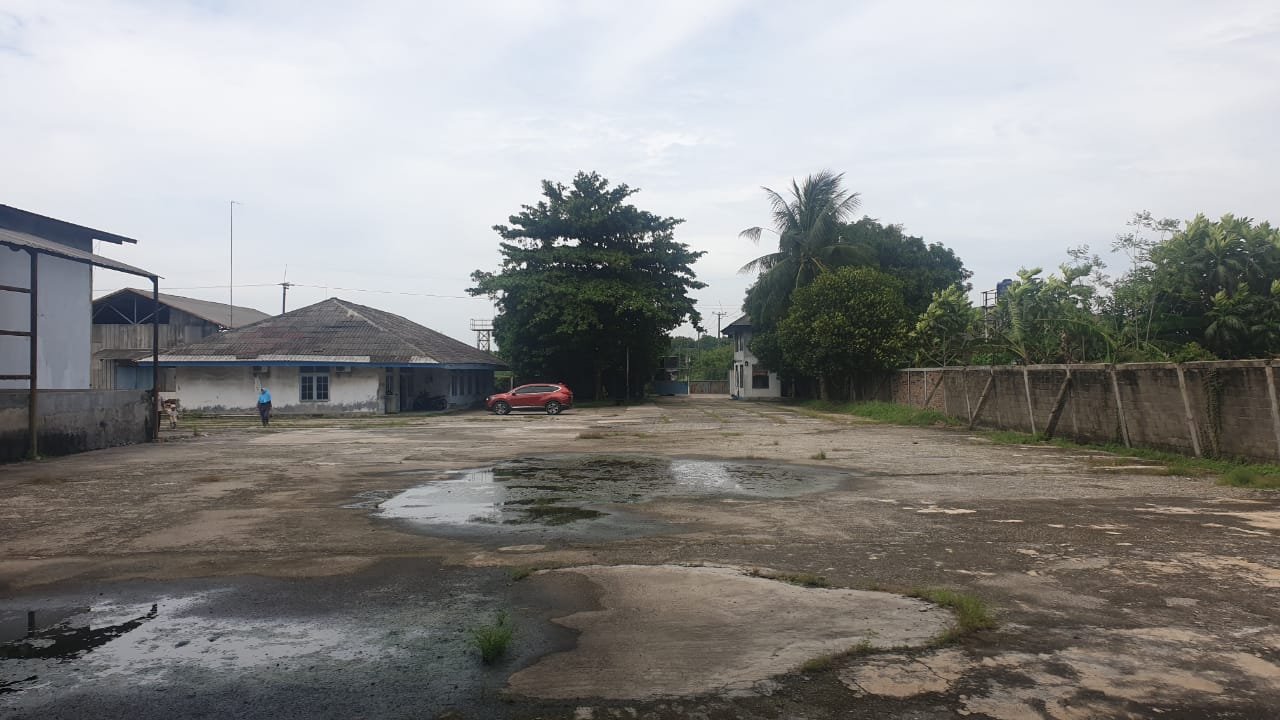 Gudang Lingkungan Aman Di Karawang Jawa Barat - 1