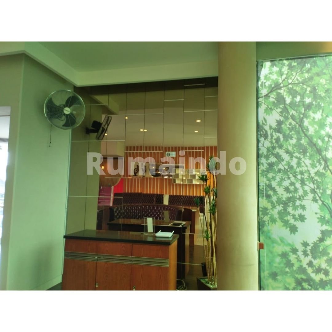 Dijual Gedung Komersial di Jln Tebet Barat Jakarta Selatan - 7