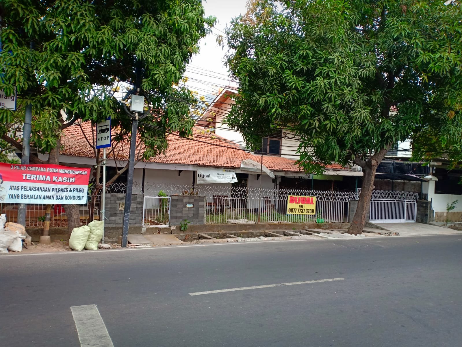 Dijual tanah dan rumah di jln Cempaka putih raya no 40 (pinggir jalan utama) - 2