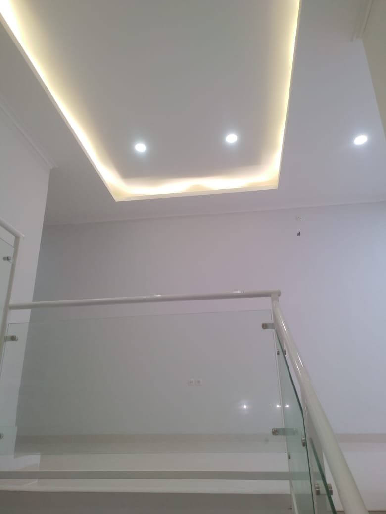 Dijual Rumah Ada Rooftop di Jln Tebet Timur Jakarta Selatan - 5
