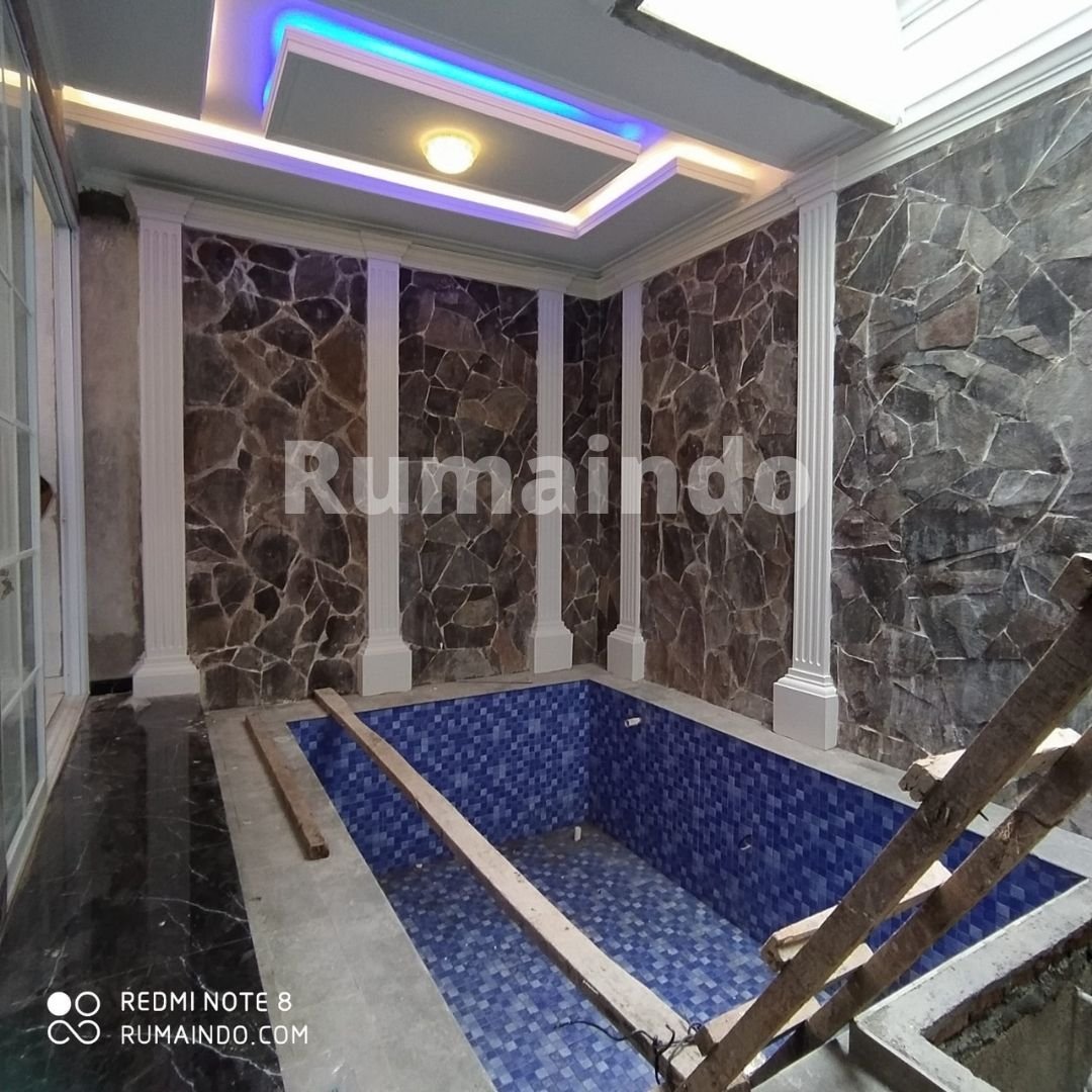Dijual Rumah Classic Eropa Ada Kolam Renang di Jln Kebagusan Jakarta Selatan - 7