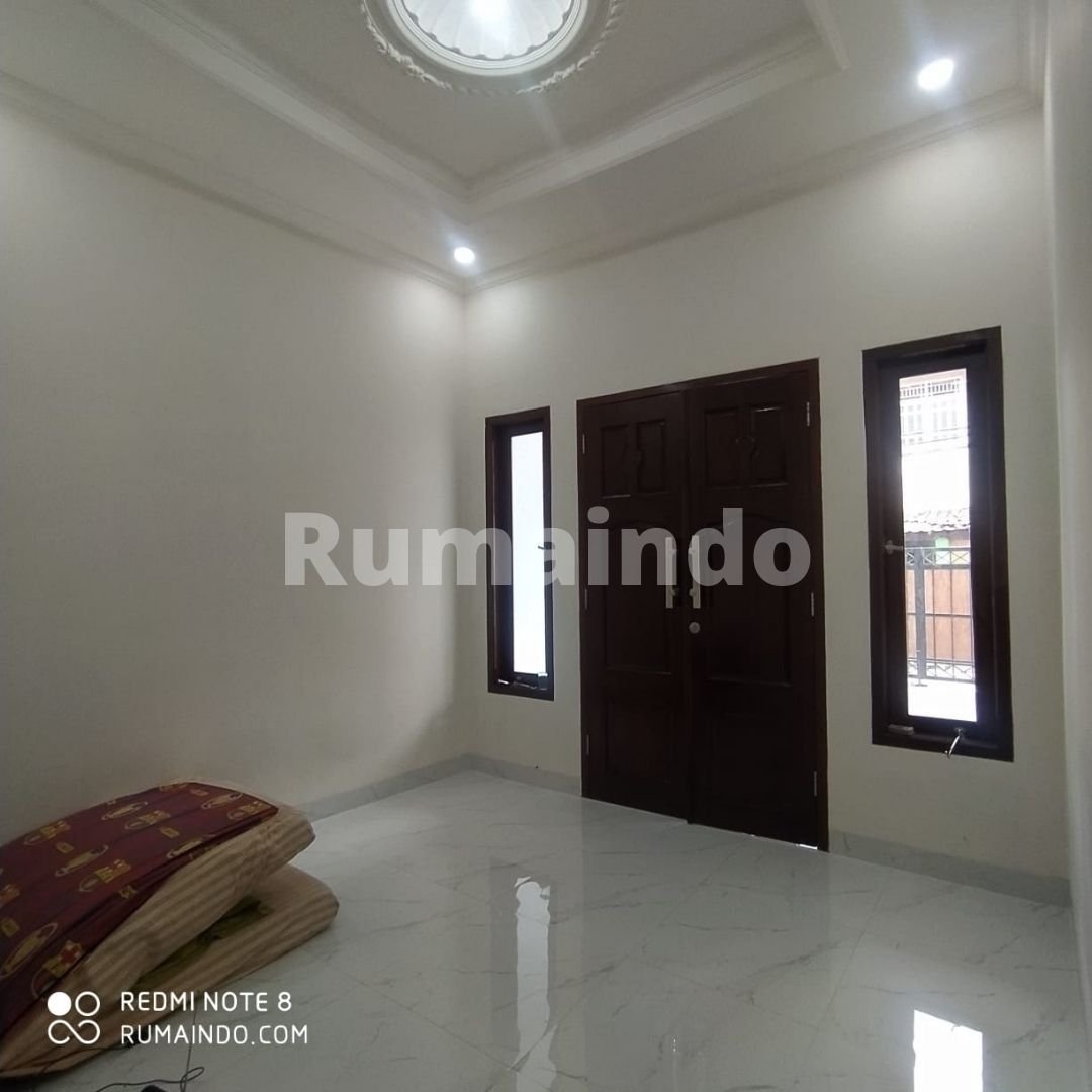 Dijual Rumah Baru Non Cluster di Jln Sirsak Jagakarsa Jakarta Selatan - 3