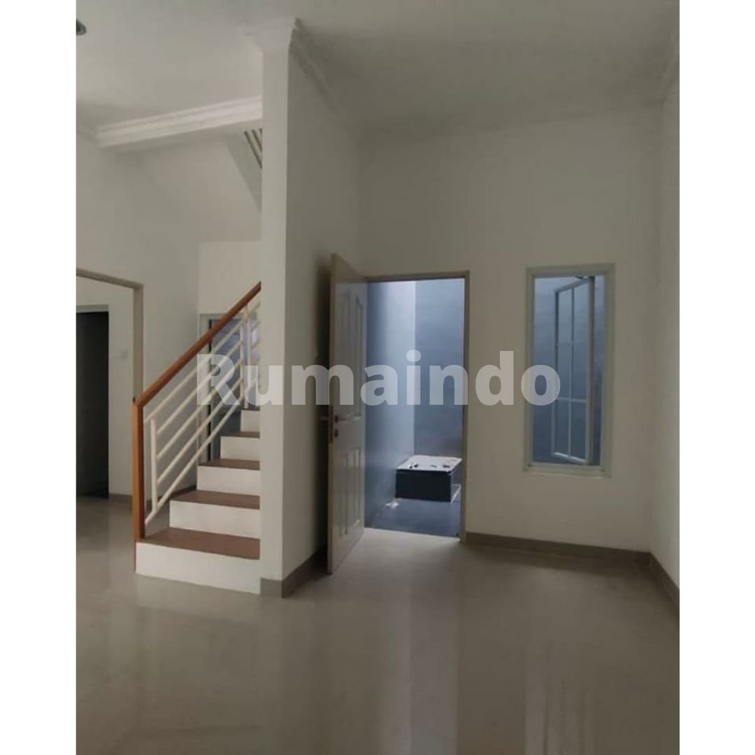 Dijual Rumah Modern Classic di Jln Sadar Raya Jagakarsa Jakarta Selatan - 3