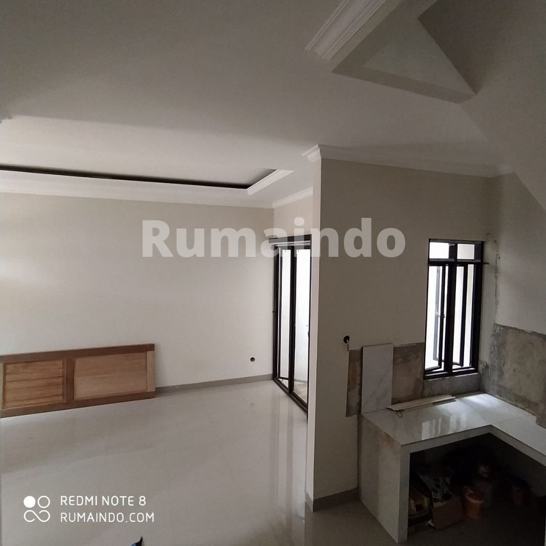 Dijual Rumah Cluster di Srengseng Sawah Jagakarsa Jakarta Selatan - 6