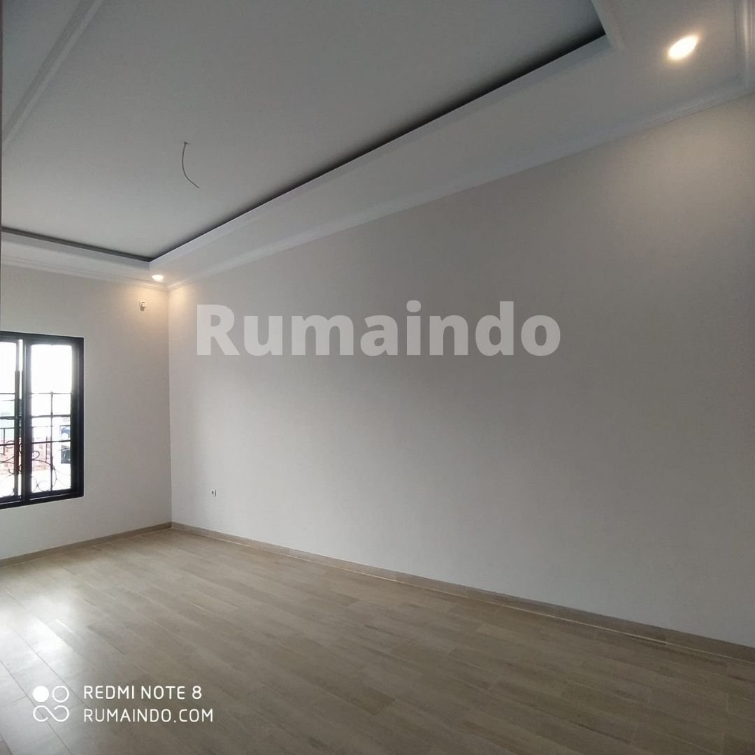 Dijual Murah Rumah Cluster di Warung Sila Jagakarsa Jakarta Selatan - 8