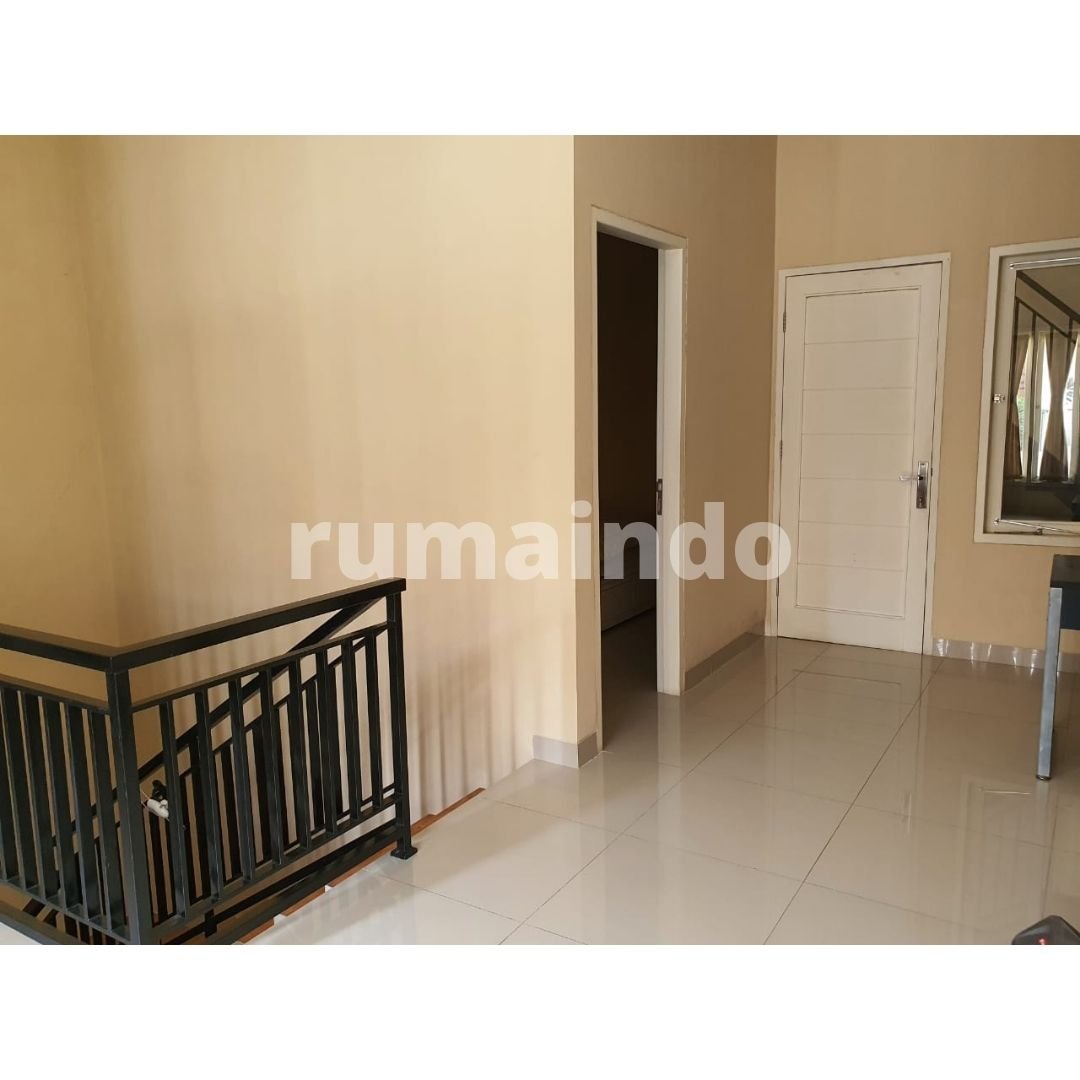 Dijual Rumah Full Furnished Cluster Mahakam Residence Jagakarsa Jakarta Selatan - 9