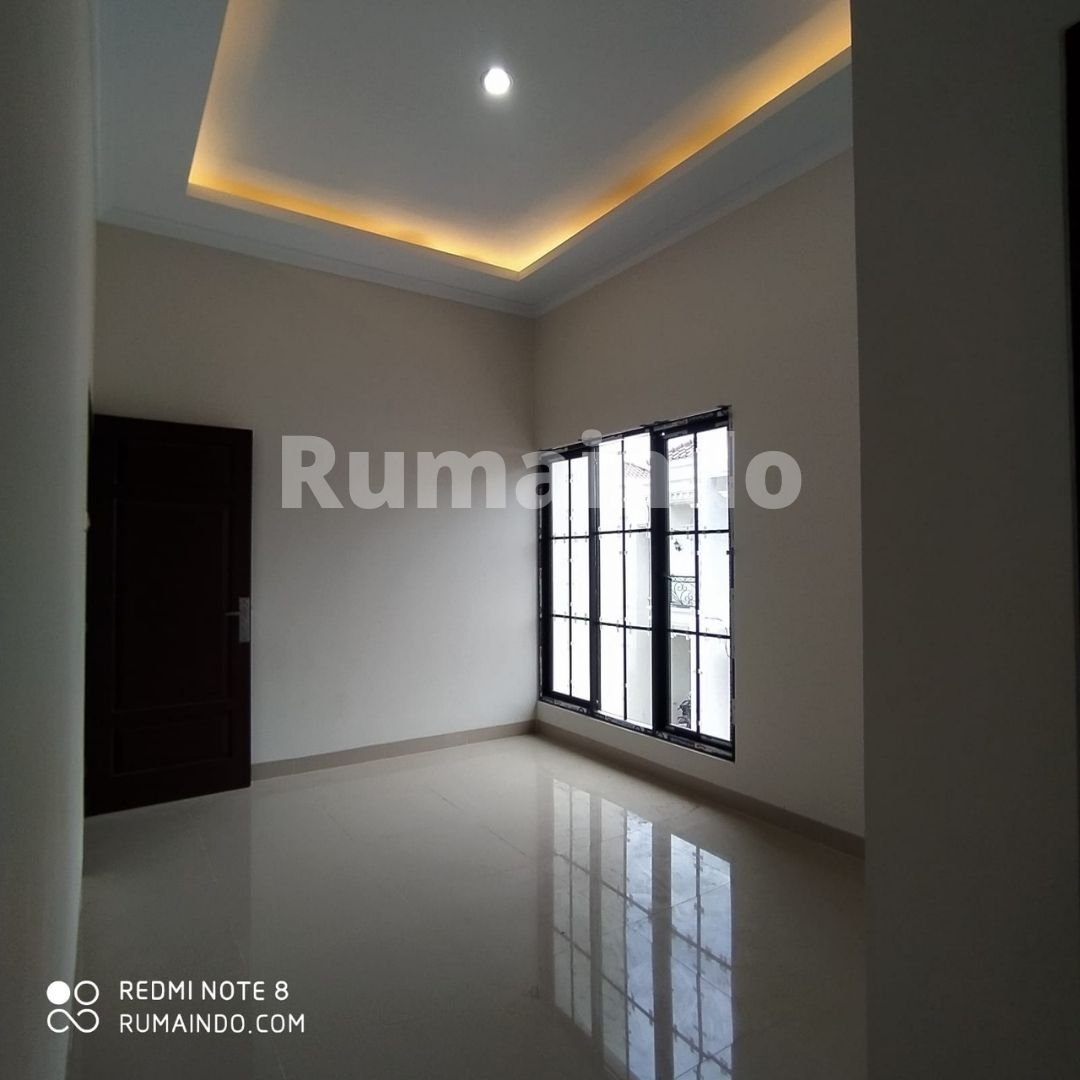 Dijual Murah Rumah Cluster Minimalis di Tanjung Barat Jakarta Selatan - 8