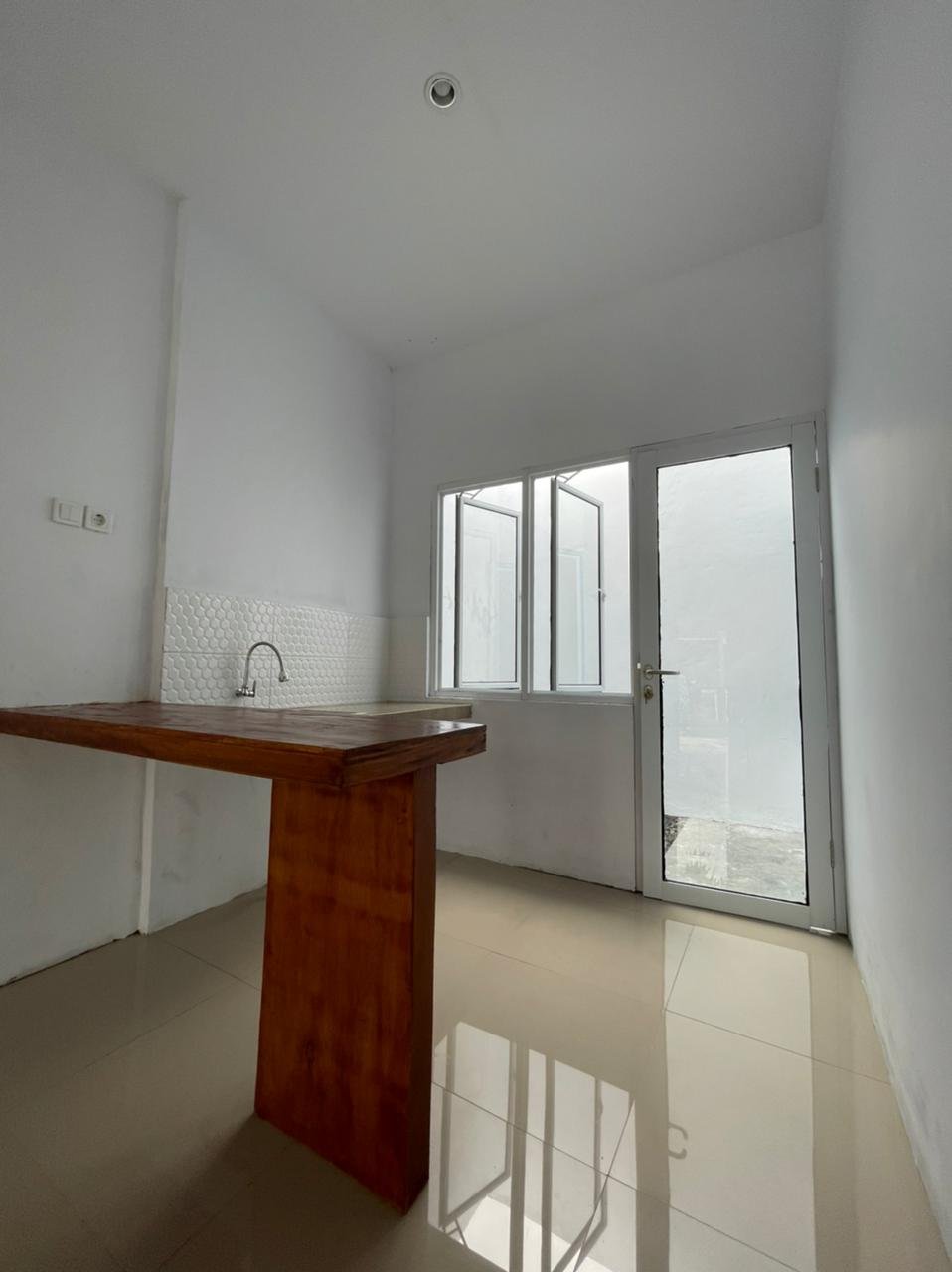 Dijual Cepat-Rumah Milenial Mewah Harga Sangat Terjangkau di Cibitung, Bekasi, Dekat 2 Exit Tol - 10