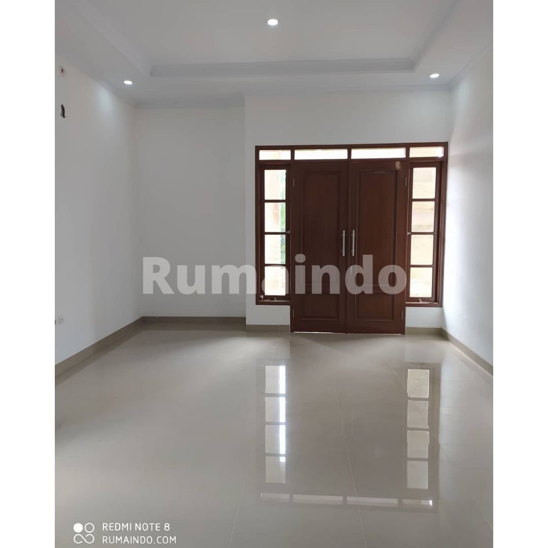 Dijual Murah Rumah Cluster di Jln Raisan Jagakarsa Jakarta Selatan - 2