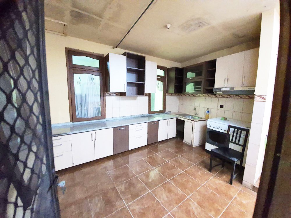 Rumah Dijual di Sidoarjo Dekat Mall Lippo Plaza Sidoarjo, Alun-Alun Sidoarjo, RSUD Sidoarjo, Stasiun Sidoarjo - 9