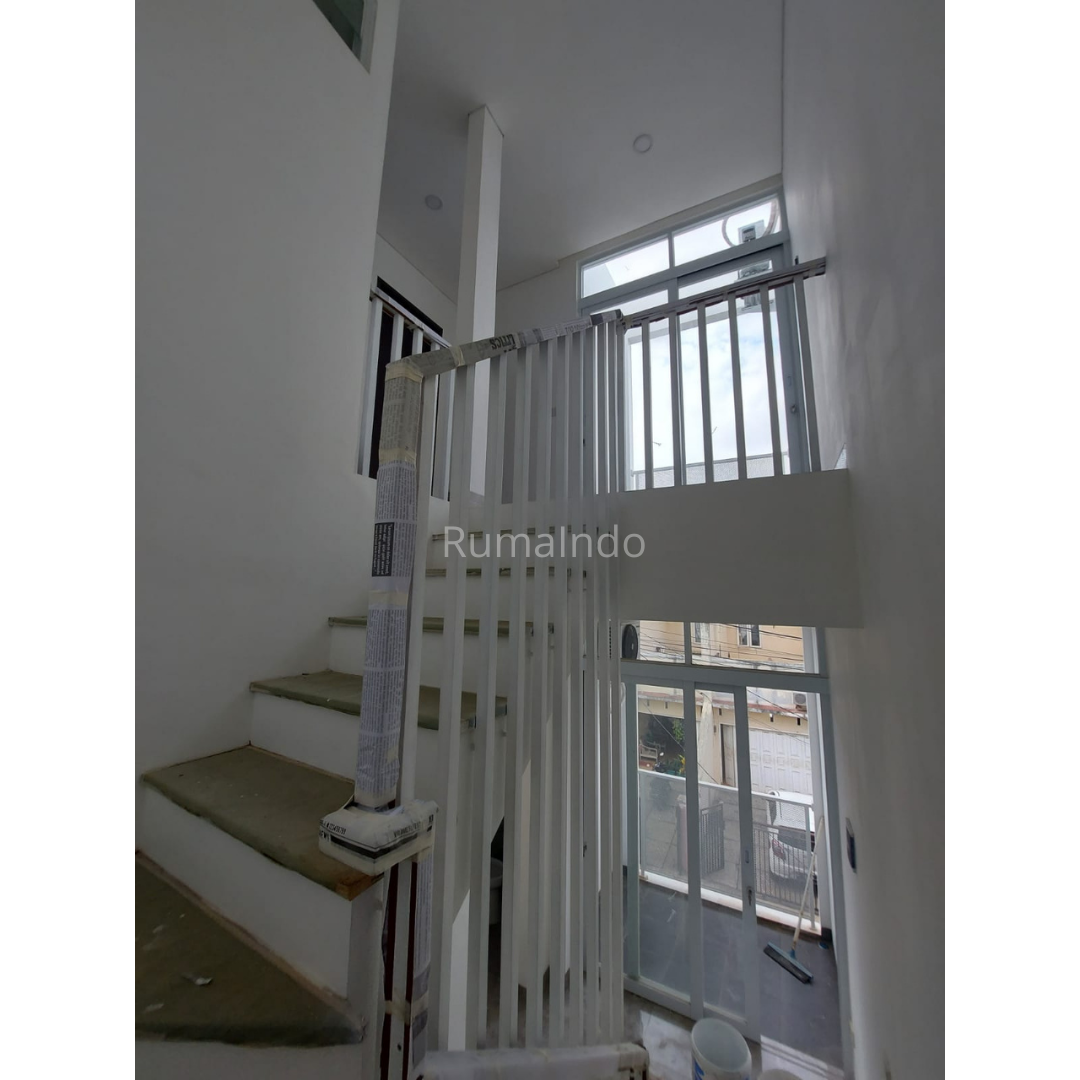 Dijual Rumah Cluster Perdana House 99 Pesanggrahan Jakarta Selatan - 11