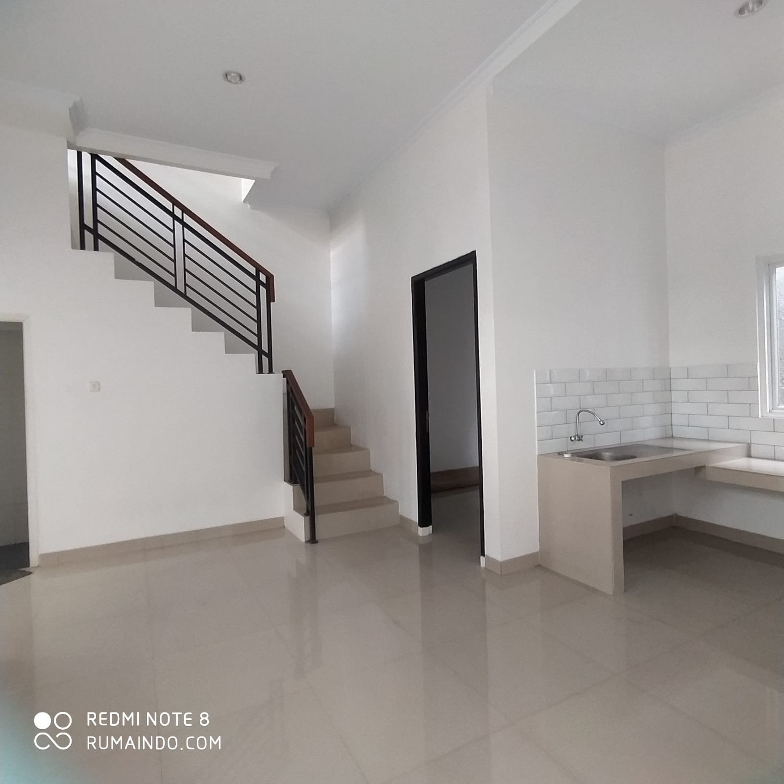 Dijual Murah Rumah Cluster Jamboo Hills Jagakarsa Jakarta Selatan - 5
