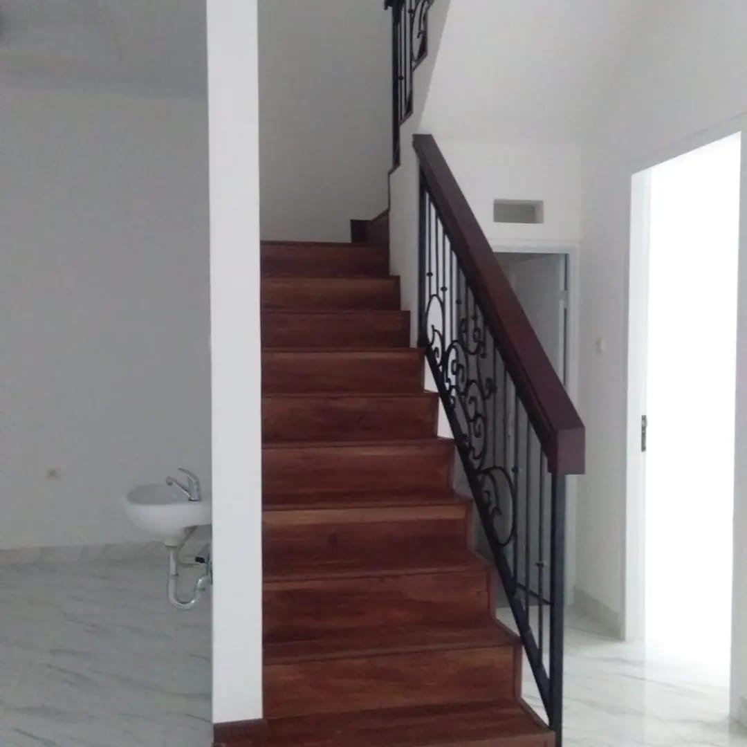 Dijual Rumah Cluster di Jln Warung Sila Raya Jagakarsa Jakarta Selatan - 5