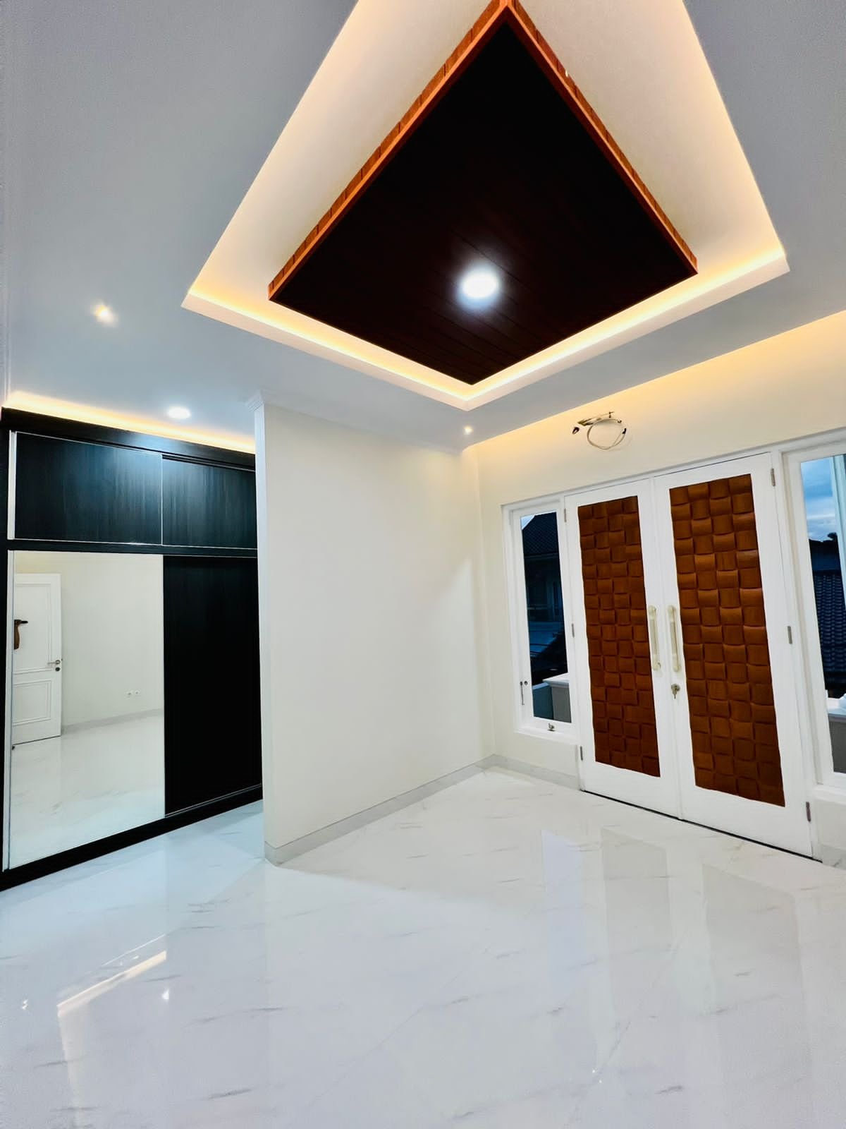 Dijual Rumah Mewah Dengan Kolam Renang di Kebagusan Jakarta Selatan - 5