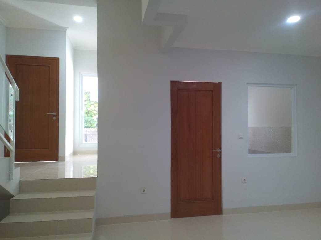 Dijual Rumah Ada Rooftop di Jln Tebet Timur Jakarta Selatan - 5
