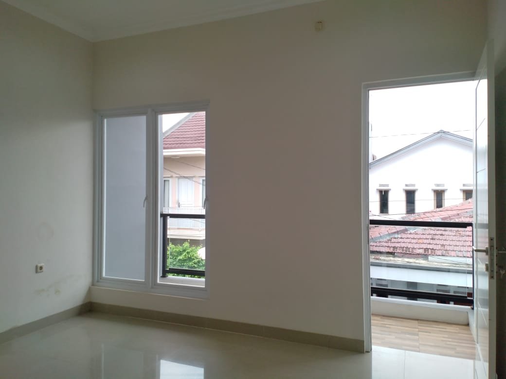 Dijual Murah Rumah Dekat Stasiun Cawang Tebet Timur Jakarta Selatan - 8