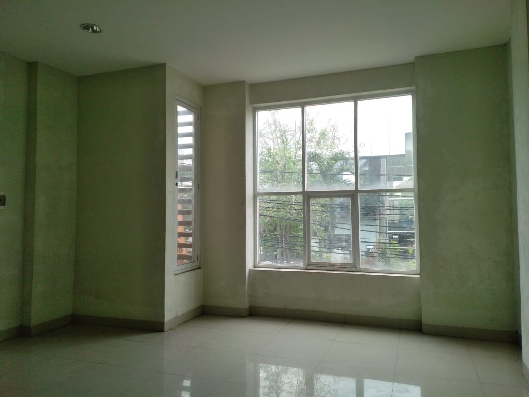 Dijual Murah Ruko Baru di Jln Prof. Soepomo Tebet Jakarta Selatan - 5