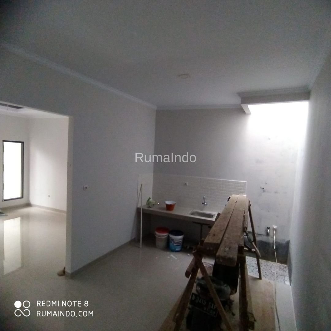 Dijual Rumah Baru Non Cluster di Kahfi 2 Jagakarsa Jakarta Selatan - 6