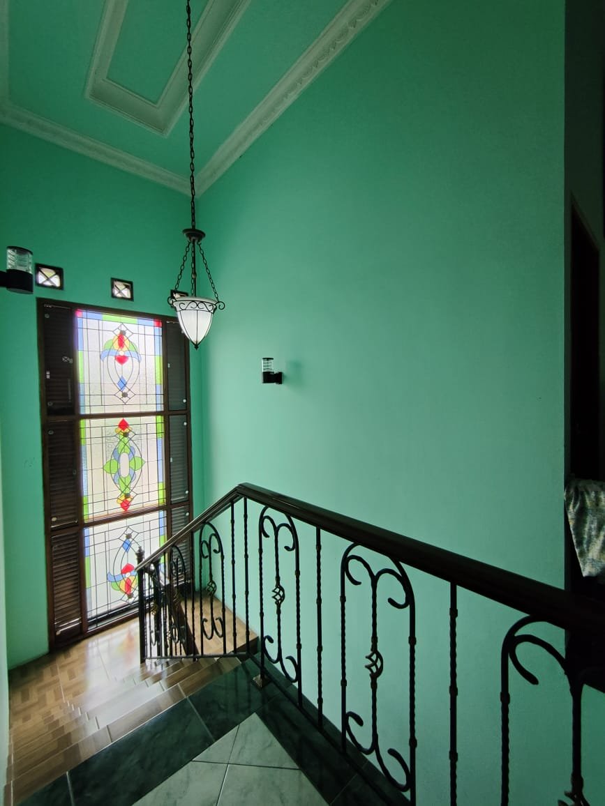 Rumah second posisi hook di Pondok Kelapa Jaktim - 6