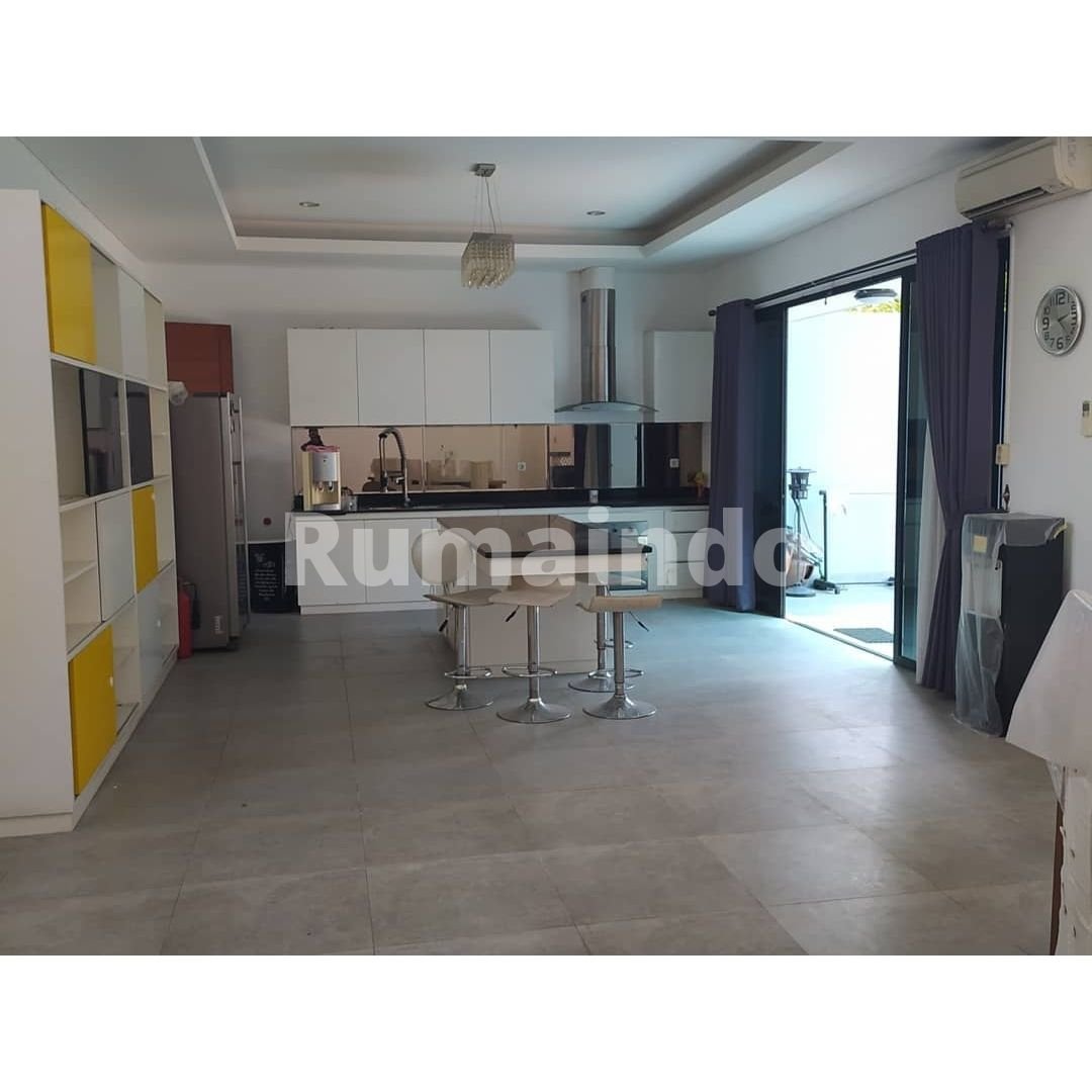 Dijual Rumah di Pejaten Barat Deket Ampera dan Kemang Timur Jakarta Selatan - 4