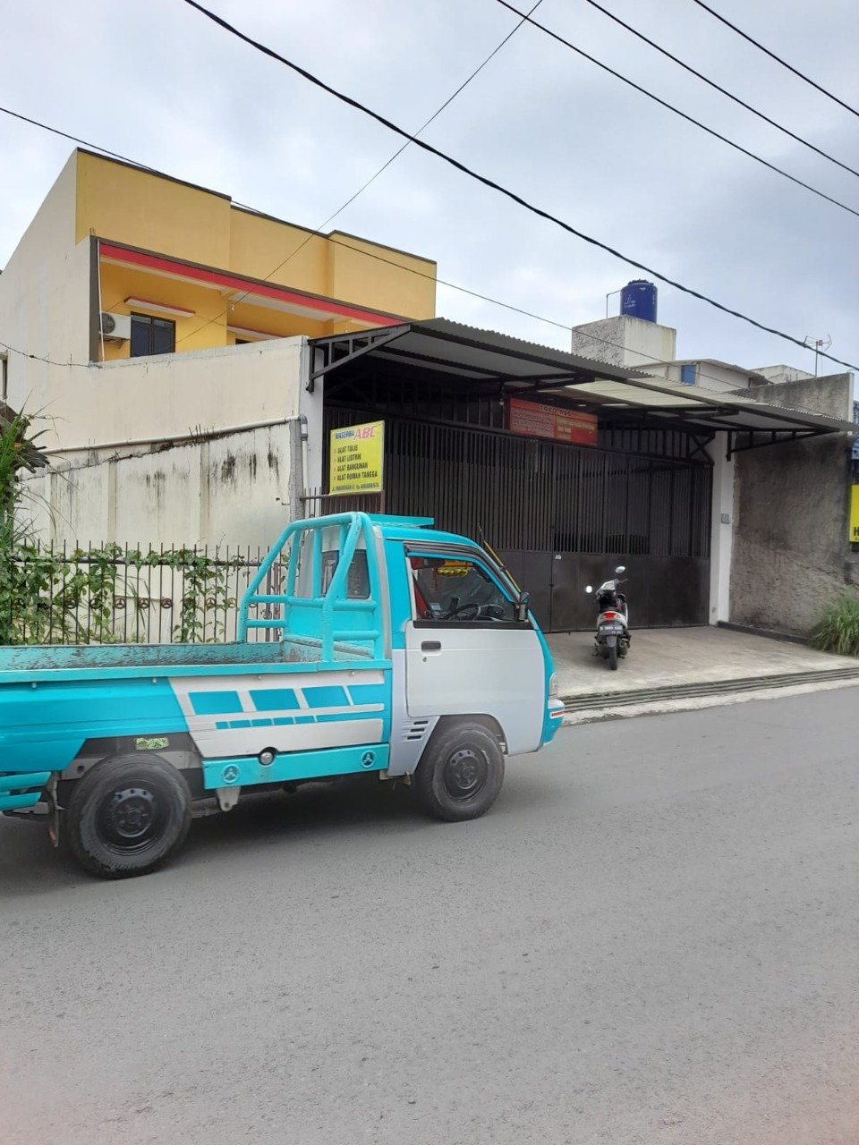 Dijual Cepat 2 Ruko Jadi Satu,Lokasi Sangat Strategis,Cocok Untuk Usaha Apa Saja  - 2