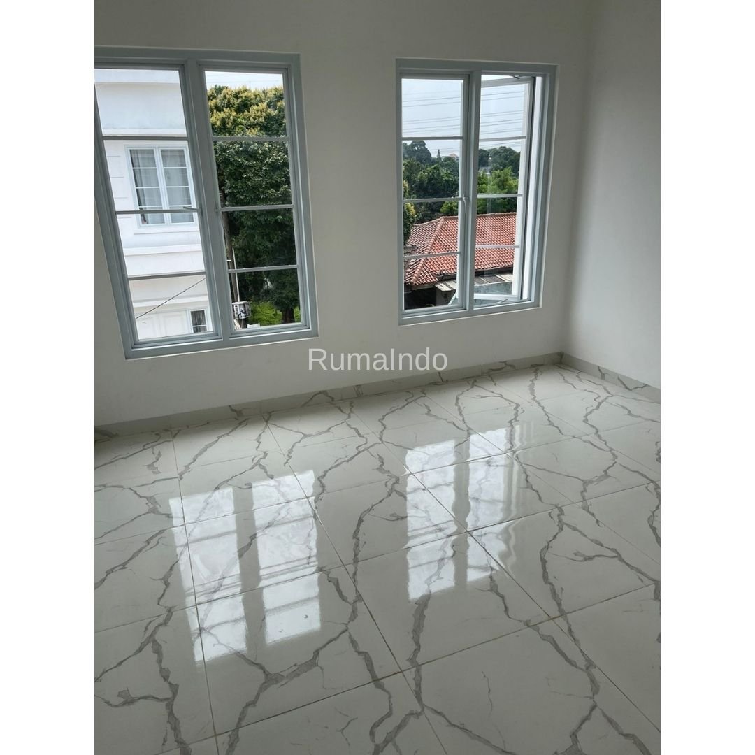 Dijual Murah Rumah Mewah Sebrang Mall Cinere Depok - 8
